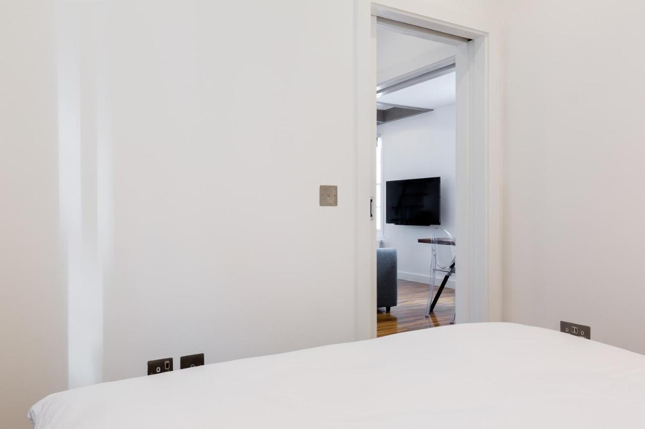 Spacious 4 Bedrooms Flat In New Oxford Street ロンドン エクステリア 写真